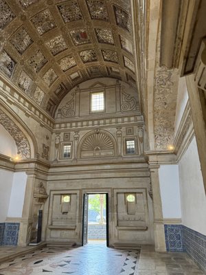 Tomar castle by null