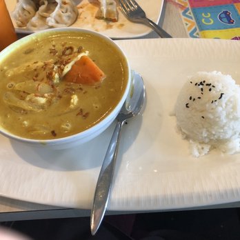 Asian Mint - Yellow chicken curry - Asian Fusion Near Me - Dallas, Texas
