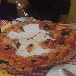 Rathaus pizza with a huge hole in it