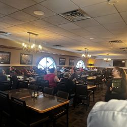 Sammy's Pizza & Italian Restaurant - Interior