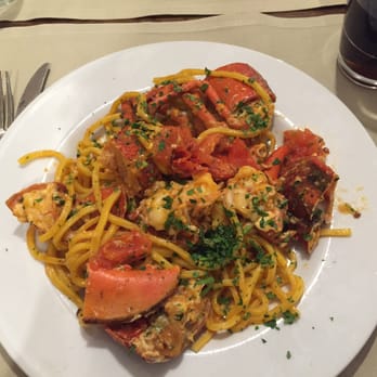 Da Francesco - Lobster pasta!! Soo good!! - Italian Near Me - Rome, RM
