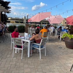 Dockside Tavern - Riverside patio
