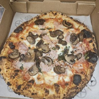 Simò Pizza - Hudson Yards - Pizza Near Me - New York, New York Simò Pizza - Hudson Yards - Pizza Near Me - New York, New York