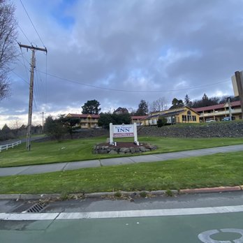 Port Townsend Inn - View from the street - Hotels Near Me - Port Townsend, Washington