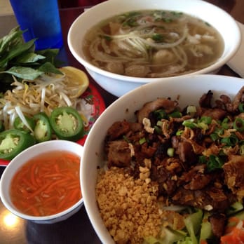 Ocean Pho - Regular pho combination and vermicelli with grilled pork - Vietnamese Near Me - Honolulu, Hawaii Ocean Pho - Regular pho combination and vermicelli with grilled pork - Vietnamese Near Me - Honolulu, Hawaii