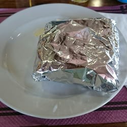 La Taberna de Manolo - Toda la comoda viene envuelta para conservar el calor