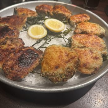 Bludorn - Oysters - New American Near Me - Houston, Texas Bludorn - Oysters - New American Near Me - Houston, Texas