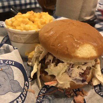 Central BBQ - Barbeque Near Me - Memphis, Tennessee Central BBQ - Barbeque Near Me - Memphis, Tennessee