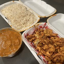 Hyderabadi Eatz - Onion pakora and chicken curry.