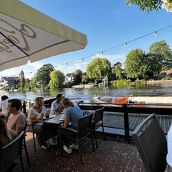 Loetje Aan De Amstel - On the canal in the sun.