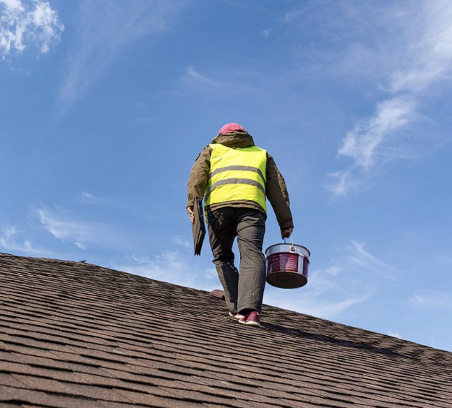 Slide of Floridas Best Gutter Cleaning