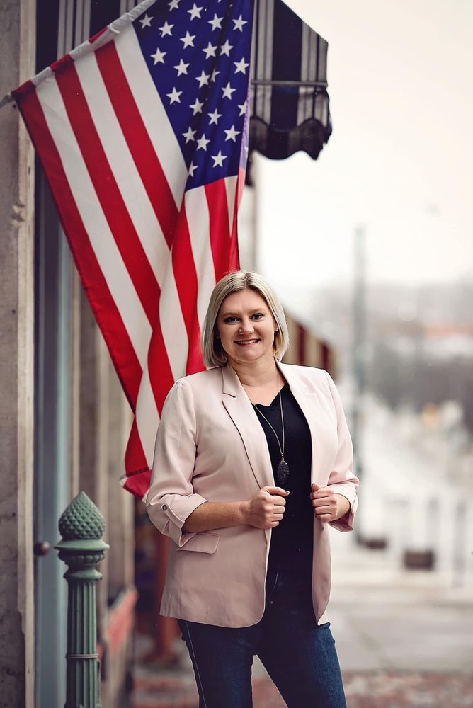 THE STEPHANIE ZADER TEAM DREAM HUGE REALTY Updated October 2024