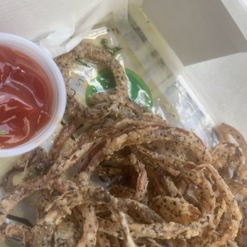 Wahlburgers - Greasy onion rings - American Near Me - Cabazon, California Wahlburgers - Greasy onion rings - American Near Me - Cabazon, California
