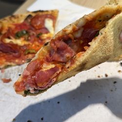 Ignite Pizzeria - Picante