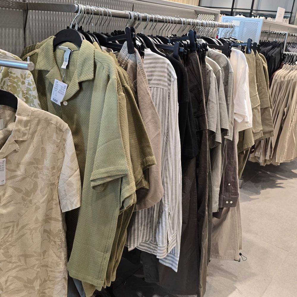 H&M - Women's Clothing Near Me - Lancaster, Pennsylvania H&M - Women's Clothing Near Me - Lancaster, Pennsylvania