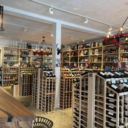 West Nyack Wine & Whisky Cellar