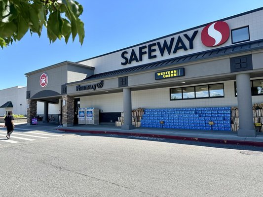 Safeway by null