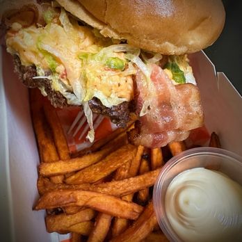 My Burger - Edina - Green Jacket burger with sweet potato fries - Burgers Near Me - Edina, Minnesota My Burger - Edina - Green Jacket burger with sweet potato fries - Burgers Near Me - Edina, Minnesota