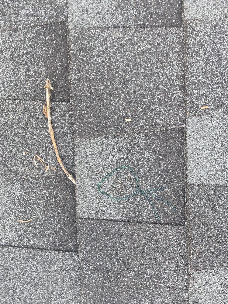 Slide of Juventino Rosas Roofing