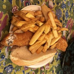 Gene's Fish Fry - Terrible fry's piled on top of my fish fry!