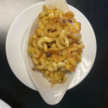 Edinger's Filling Station - Fried Mac & Cheese - American Near Me - Pontiac, Illinois Edinger's Filling Station - Fried Mac & Cheese - American Near Me - Pontiac, Illinois