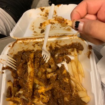 The Big Burger - Mystery chili cheese fries with a big hard piece of what I believe might be plastic?!?? - Burgers Near Me - Carson, California The Big Burger - Mystery chili cheese fries with a big hard piece of what I believe might be plastic?!?? - Burgers Near Me - Carson, California