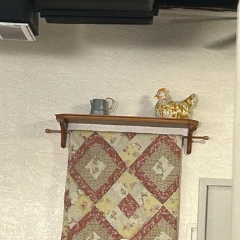 Dixie Belle's Cafe - Love that ceramic chicken!!! I really want one! - Breakfast & Brunch Near Me - Orlando, Florida