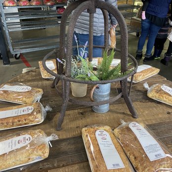 Dudley's Bakery - Pastries - Delis Near Me - Santa Ysabel, California