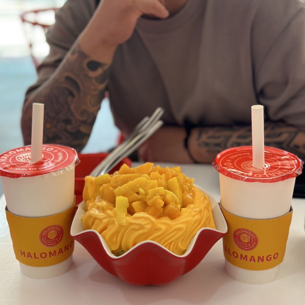 Halomango - Pineapple shake, mango couple and calamansi shake - Desserts Near Me - Malay, AKL Halomango - Pineapple shake, mango couple and calamansi shake - Desserts Near Me - Malay, AKL