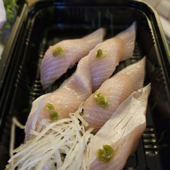 Sushi Ye - Yellotail Belly - Sushi Bars Near Me - Los Angeles, California Sushi Ye - Yellotail Belly - Sushi Bars Near Me - Los Angeles, California