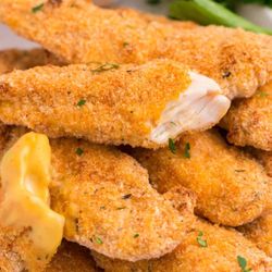 Chuck's Pizza - Crispy chicken strips