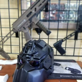 Gun Dog Armory - Power Ranger Helmet, paper hole punches. - Guns & Ammo Near Me - Clermont, Florida