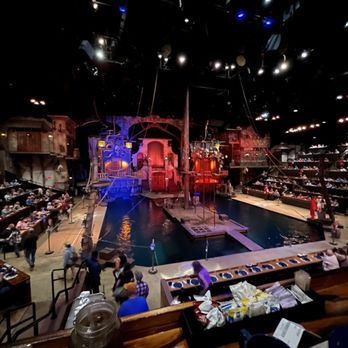 Pirates Voyage - Great view! Wear a light hoodie or take a sweater. It is a bit chilly in there with the water and ac. - Stadiums & Arenas Near Me - Pigeon Forge, Tennessee