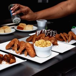 Aunt Bill's Soul Food Cafe