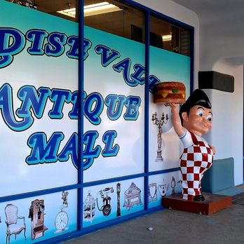 Paradise Mall - Front of store. Big boy! - Used, Vintage & Consignment Near Me - Las Vegas, Nevada Paradise Mall - Front of store. Big boy! - Used, Vintage & Consignment Near Me - Las Vegas, Nevada