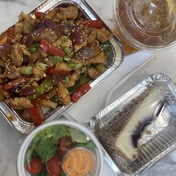Snack Mood 小吃工坊 - Pork Belly with Pepper and onions Blueberry Cheesecake - Bubble Tea Near Me - Flushing, New York Snack Mood 小吃工坊 - Pork Belly with Pepper and onions Blueberry Cheesecake - Bubble Tea Near Me - Flushing, New York