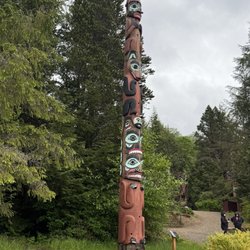 Seaside Tours - Totem pole