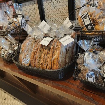 Corner Bakery Cafe - baskets of bread and pastries - Cafes Near Me - Houston, Texas Corner Bakery Cafe - baskets of bread and pastries - Cafes Near Me - Houston, Texas