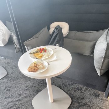 The Centurion Lounge - Airport Lounges Near Me - Las Vegas, Nevada