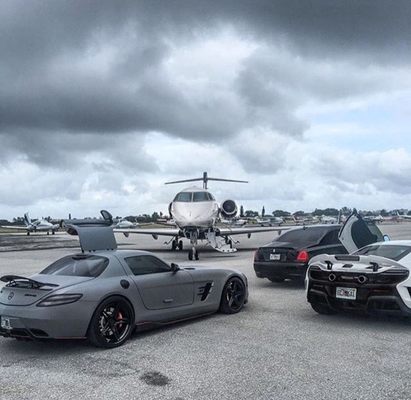 Aspen/Pitkin County Airport by null