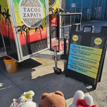 Tacos Zapata - Weekly specials - Tacos Near Me - Urban Honolulu, Hawaii