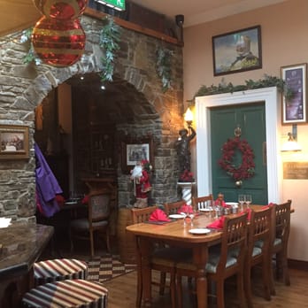 Vintage - Extra seating behind the bar - Wine Bars Near Me - Kanturk, Colorado