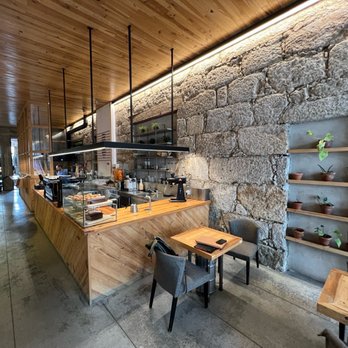 Fábrica Coffee Roasters - Coffee & Tea Near Me - Porto, 13 Fábrica Coffee Roasters - Coffee & Tea Near Me - Porto, 13