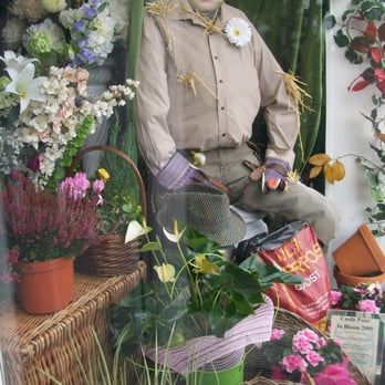 Petite Fleur Floristry - Florists Near Me - Benfleet, ESS