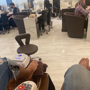 Zen Nail Spa - Zen Date - Nail Salons Near Me - Orange, Ohio