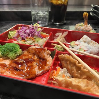 Sukai - salmon bento box - Teppanyaki Near Me - Friant, California