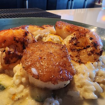 Latitude 34 - Sea Scallops - pan seared scallops, blackened shrimp, lemon grass beurre blanc, grilled veggies risotto, citrus zest - New American Near Me - Camarillo, California Latitude 34 - Sea Scallops - pan seared scallops, blackened shrimp, lemon grass beurre blanc, grilled veggies risotto, citrus zest - New American Near Me - Camarillo, California