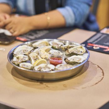 The Juicy Seafood Mayport - Raw oysters - Seafood Near Me - Atlantic Beach, Florida The Juicy Seafood Mayport - Raw oysters - Seafood Near Me - Atlantic Beach, Florida