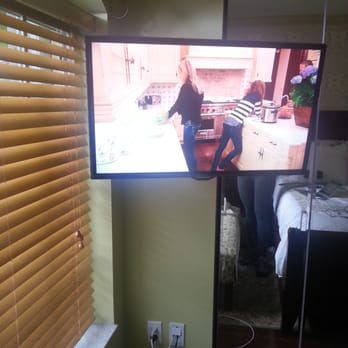NuAge PC - Corner mount floating tv (between a window and a closet) - Security Systems Near Me - Miami, Florida NuAge PC - Corner mount floating tv (between a window and a closet) - Security Systems Near Me - Miami, Florida