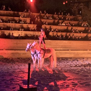 Dolly Parton's Stampede - Performing Arts Near Me - Pigeon Forge, Tennessee